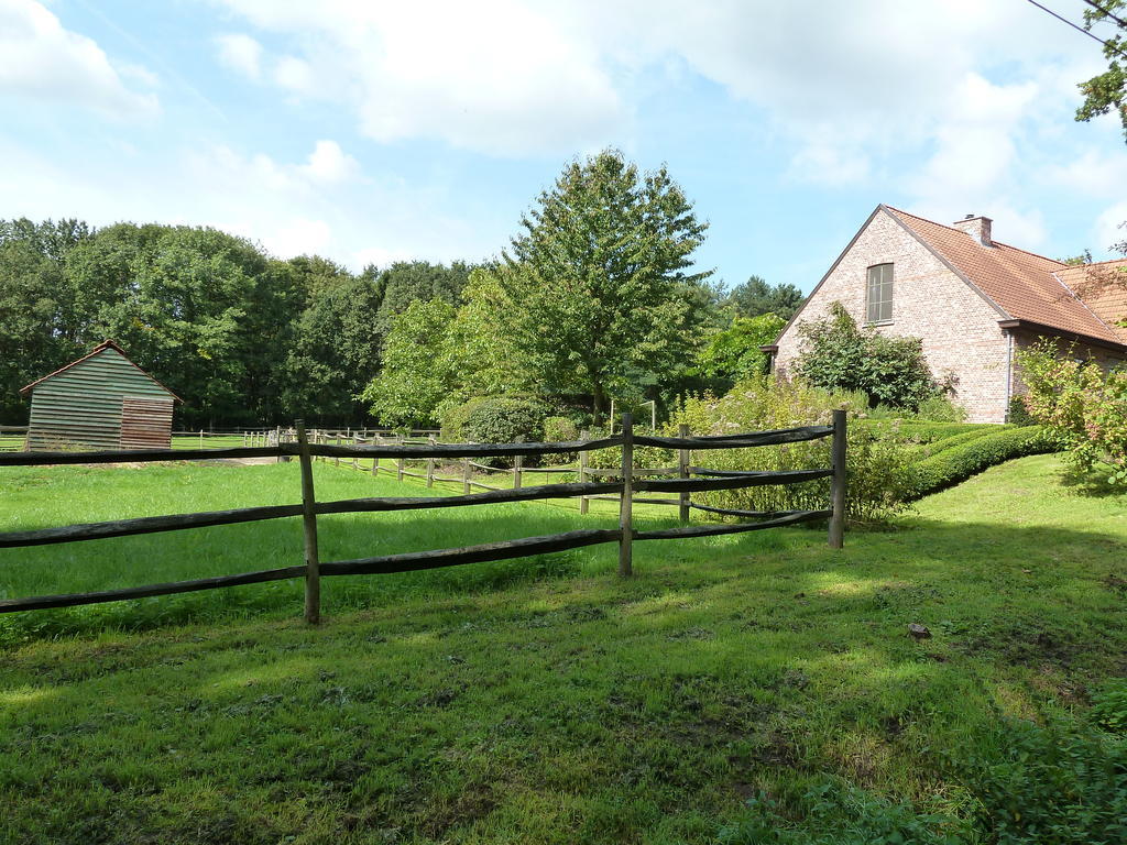 B&B Zinnen en Minnen Herselt Exterior foto