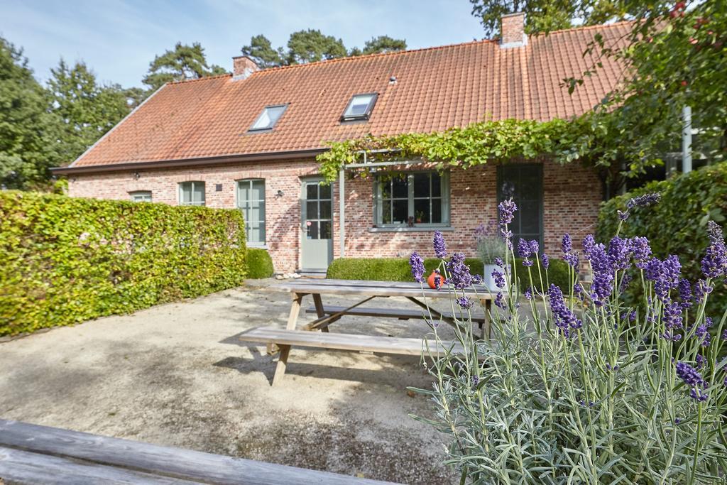 B&B Zinnen en Minnen Herselt Exterior foto